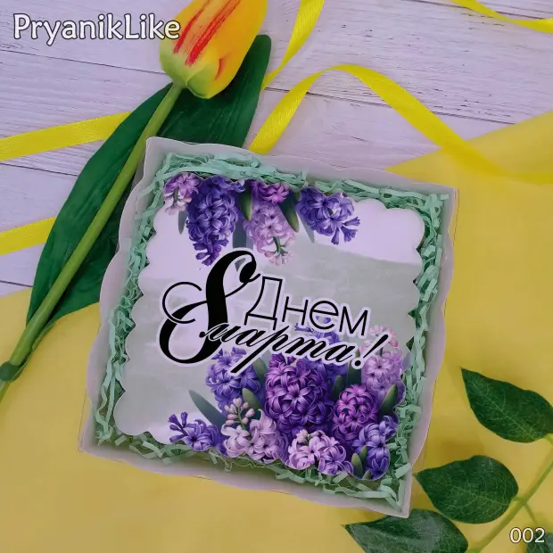 Пряник квадратный (цветы) (10-10 см.)